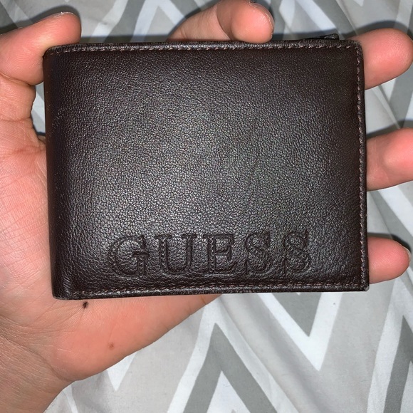 Guess wallet for men. Genuine leather. - Picture 1 of 4